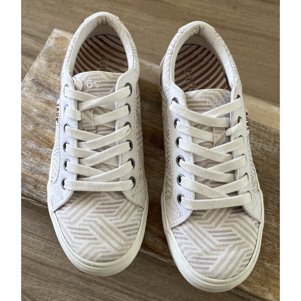 Taos Plim Soul Geometric Print White Tan Canvas Sneaker Womens Size 7 PLS-13644